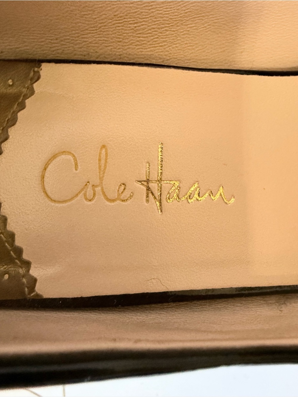 Cole Haan Ambrose Air Pumps Block Heel Patent Leather Black Size 9.5 B - Picture 10 of 10